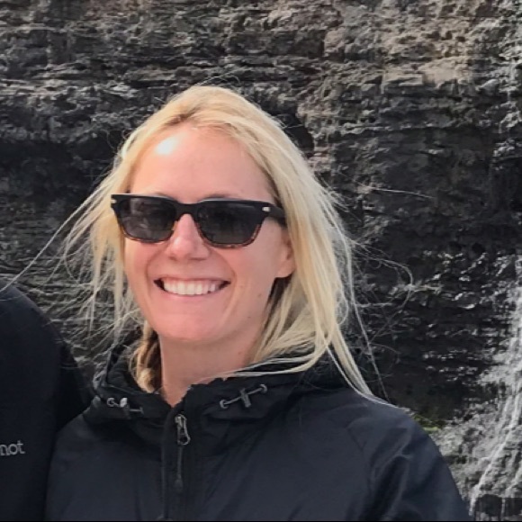 Meet your Posher, Maura - Picture 1 of 1